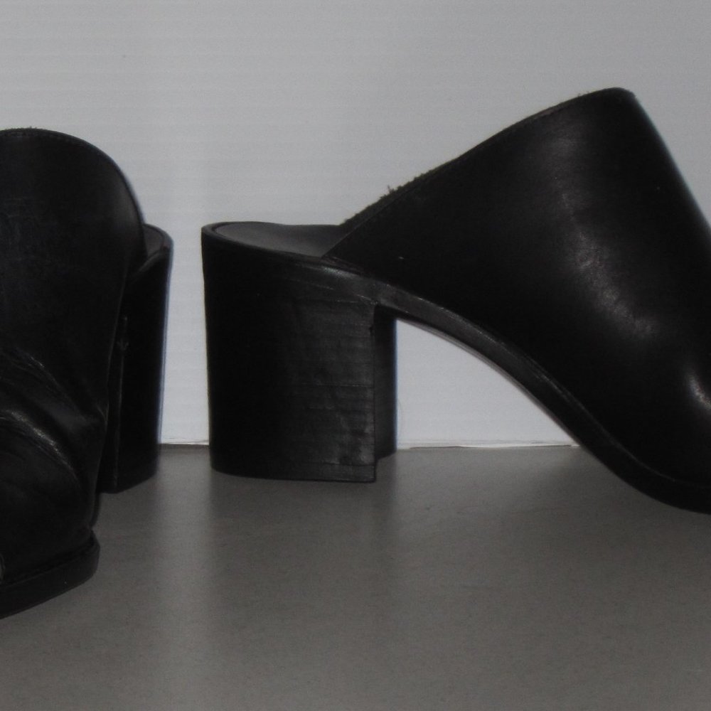 Chunky Mules SZ 10